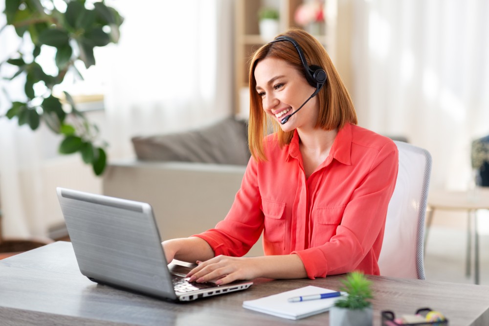 6-tips-for-managing-remote-workers-to-improve-customer-service